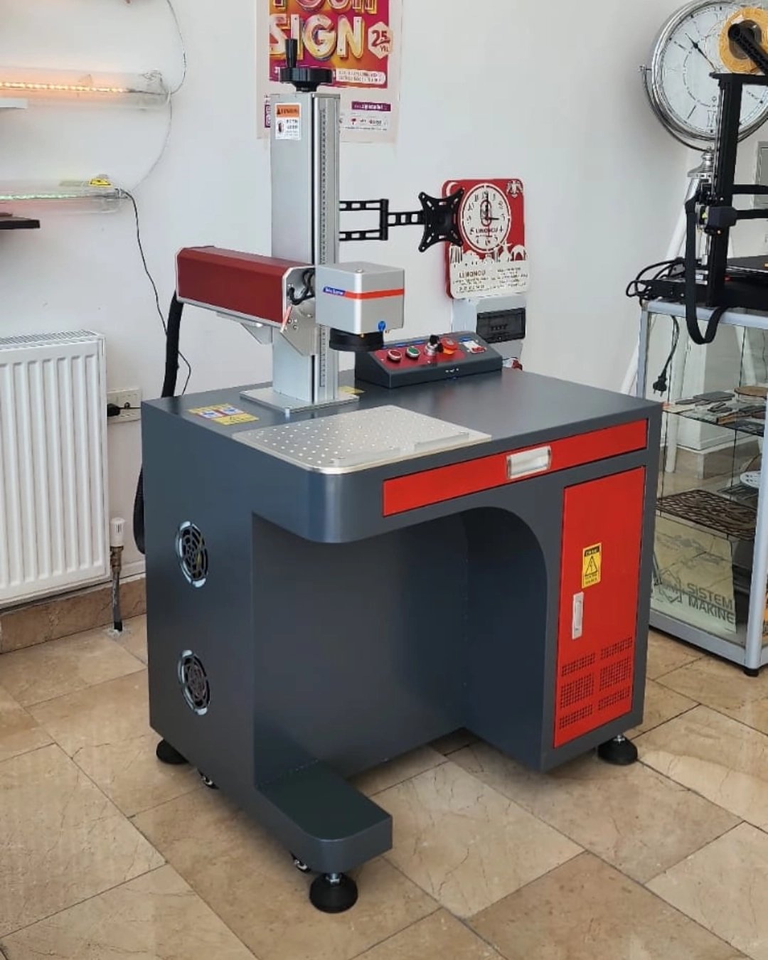 Fiber Markalama Makineleri