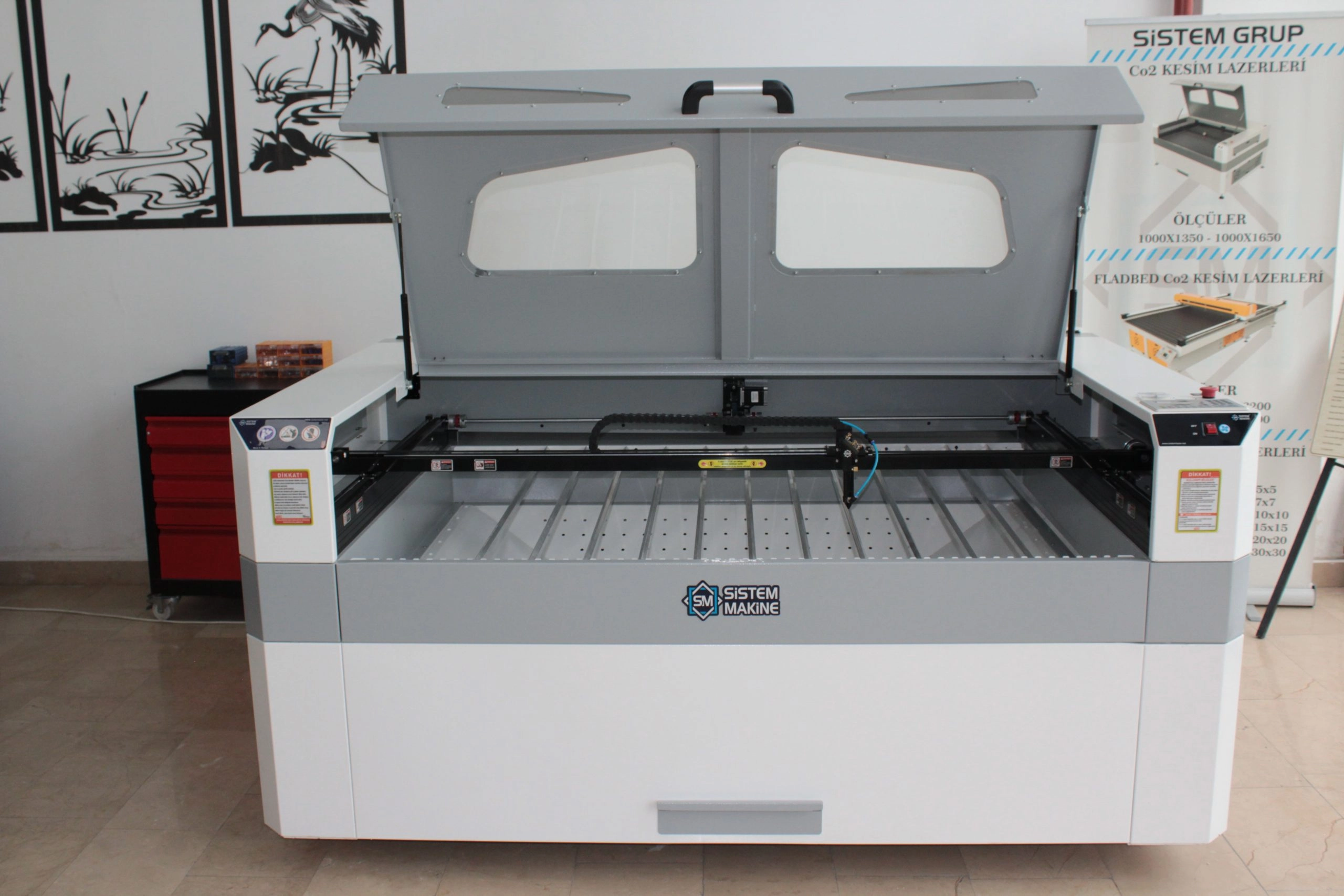 Elazığ Pleksi Kesim Makineleri